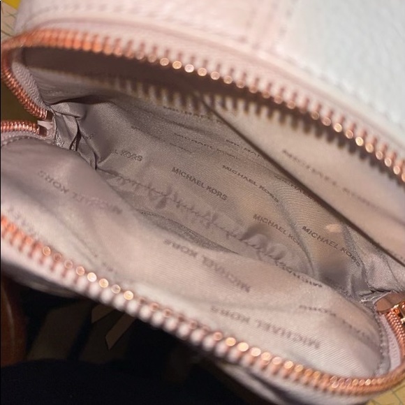 Michael Kors Mini Rhea Daisy Backpack - Picture 4 of 6